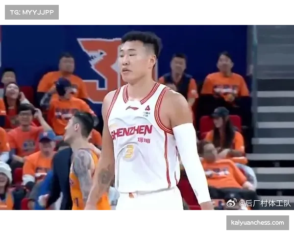 深圳新世纪贺希宁沈梓捷组合 内外线实力相对均衡 深圳新世纪贺希宁沈梓捷组合 内外线实力相对均衡